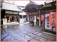 大阪ミナミ(法善寺)